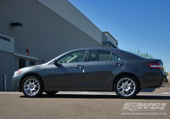 2009 Toyota Camry with 18" BBS CK in Silver wheels