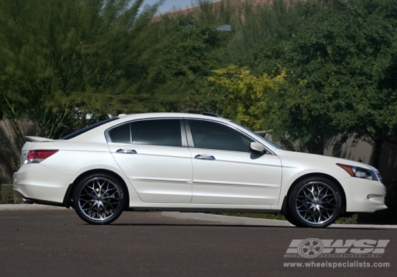 2009 Honda Accord with 20" 2 Crave No.09 in Black Machined (Chrome lip) wheels
