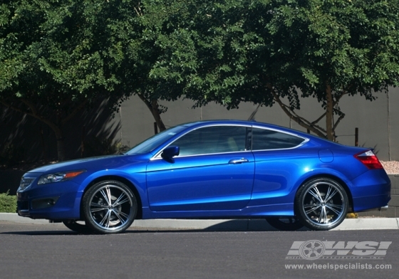 2009 Honda Accord with 20" 2 Crave No.02 in Black Machined (Chrome lip) wheels