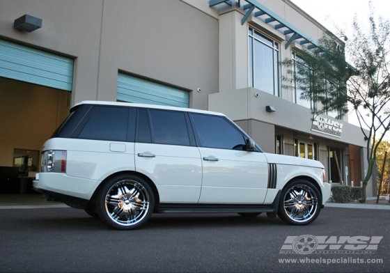 2008 Land Rover Range Rover with 22" Vagare V09-Mayan in Chrome wheels