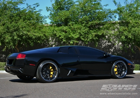 2009 Lamborghini Murcielago with 20" GFG Scudetria in Chrome wheels