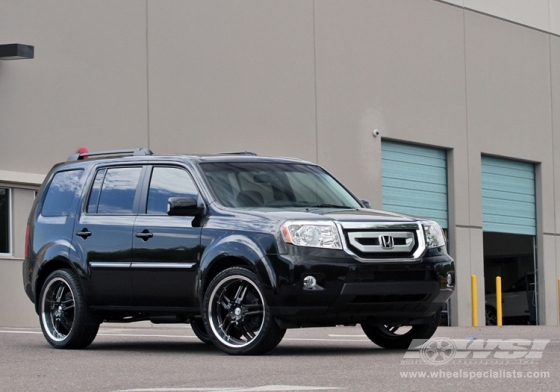 2010 Honda Pilot with 22" Giovanna Cuomo in Black (Machined Lip) wheels