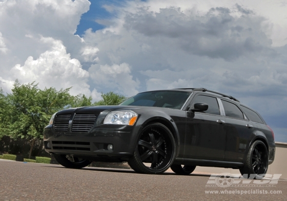 2008 Dodge Magnum with 24" 2 Crave No.04 in Black (Matte) wheels