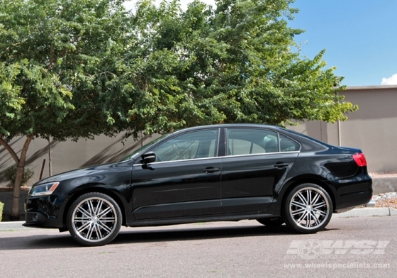 2011 Volkswagen Jetta with 19" Vossen VVS-082 in Silver (Machined) wheels