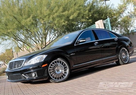 2010 Mercedes Benz S-Class with 20" GFG Mykonos in Chrome wheels