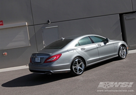 2012 Mercedes Benz CLS with 19" Giovanna Dalar-5 in Chrome wheels