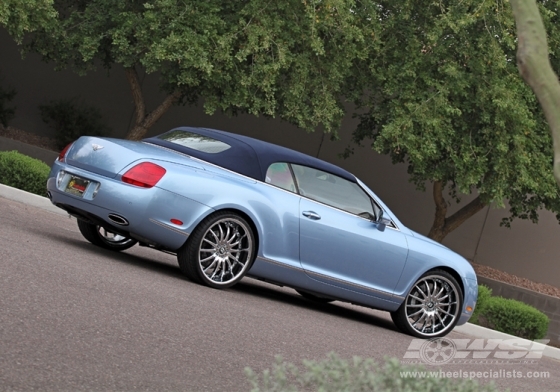 2011 Bentley Continental with 22" Lexani LX-14 in Chrome wheels
