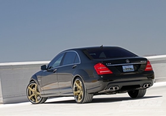2012 Mercedes Benz S-Class with 22" GFG Supremo D-2 in Gold (Chrome lip) wheels