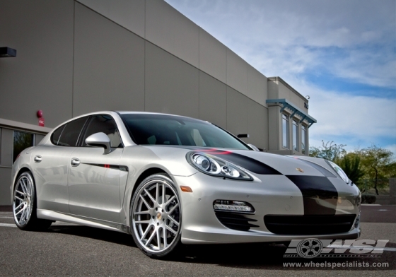 2012 Porsche Panamera with 22" Gianelle Yerevan in Machined Silver (Chrome S/S Lip) wheels
