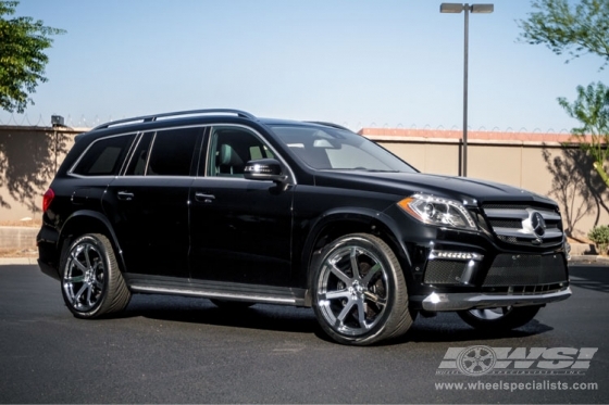 2014 Mercedes-Benz GLS/GL-Class with 22" Giovanna Andros in Chrome wheels