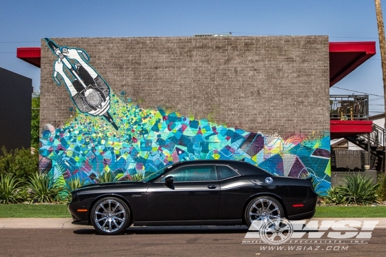 2015 Dodge Challenger with 22" Gianelle Cuba-10 in Chrome wheels