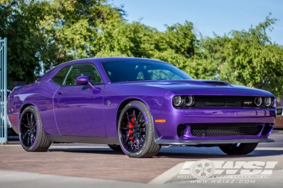 2016 Dodge Challenger with 22" Lexani Forged LS-101 in Custom wheels