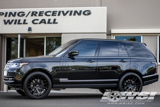2015 Land Rover Range Rover with 24" Gianelle Yerevan in Matte Black (Black Lip) wheels
