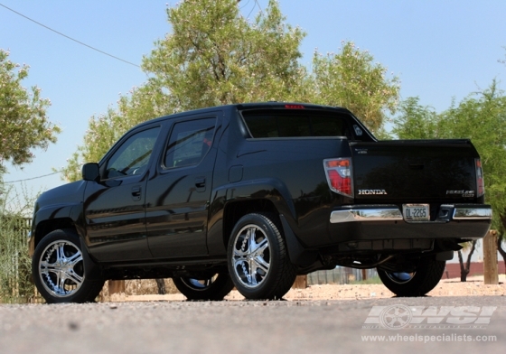 2007 Honda Ridgeline with 20" MKW M61 in Chrome wheels
