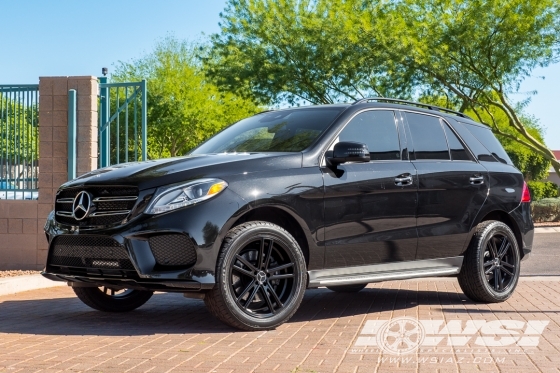 2016 Mercedes-Benz GLE/ML-Class with 20" Koko Kuture Massa-5 in Matte Black wheels