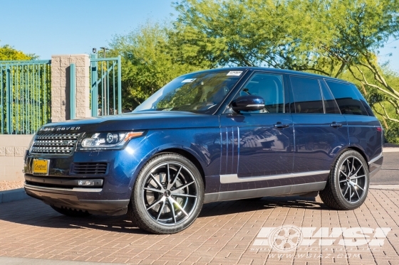 2016 Land Rover Range Rover with 22" Gianelle Davalu in Black Machined wheels
