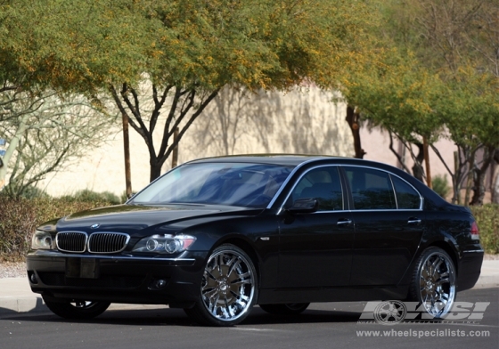 2007 BMW 7-Series with 22"   in  wheels