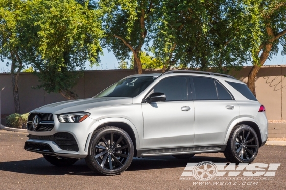2020 Mercedes-Benz GLE/ML-Class with 22" Koko Kuture Kapan in Gloss Black wheels