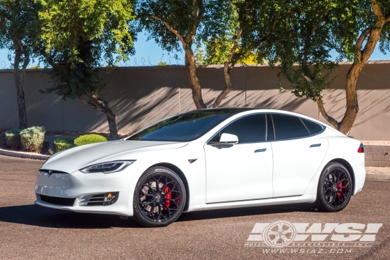 2017 Tesla Model S with 20" Gianelle Monte Carlo in Gloss Black wheels