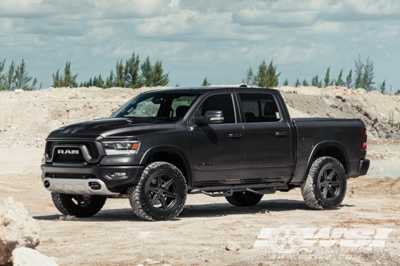 2020 Dodge Ram with 20" Vossen HF6-2 in Satin Black wheels