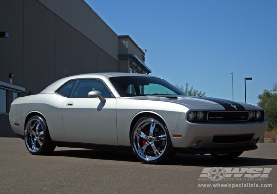 2009 Dodge Challenger with 22" Giovanna Closeouts Gianelle Qatar in Chrome wheels