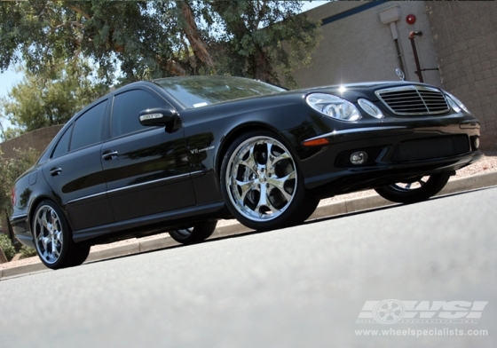 2005 Mercedes Benz E-Class with 20"   in  wheels