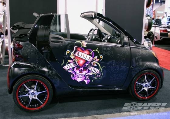 2008 Smart Fortwo with 17" Koko Kuture Smart Spline in Machined wheels