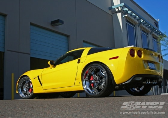 2008 Chevrolet Corvette with 20/22" GFG Trento-5 in Chrome wheels