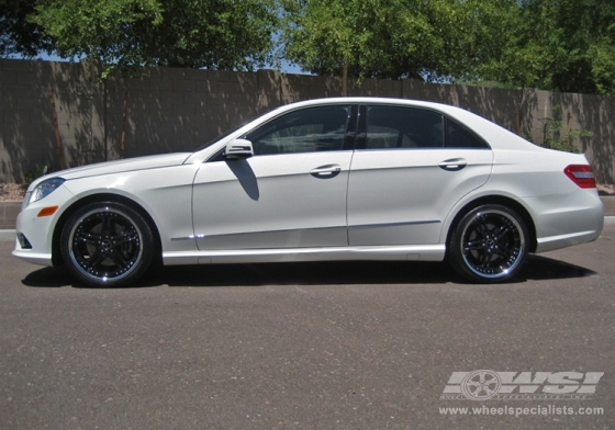 2010 Mercedes Benz E-Class with 19" Vossen VVS-075 in Black (Gloss) wheels