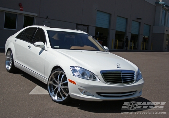 2008 Mercedes Benz S-Class with 22" Axis EXE Convex in Machined wheels