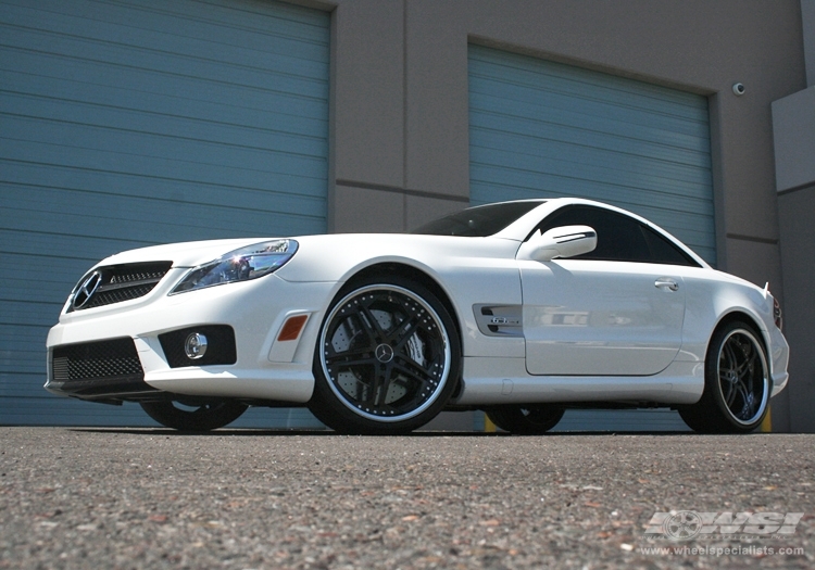 2009 Mercedes-Benz SL-Class with 20" Vossen VVS-075 in Matte Black (Stainless Lip) wheels