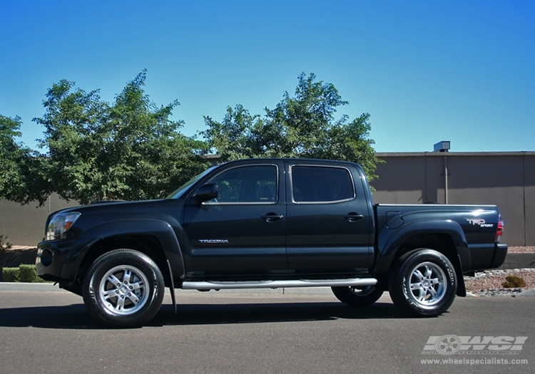 2009 Toyota Tacoma with 17" BBS RD-T in Silver wheels