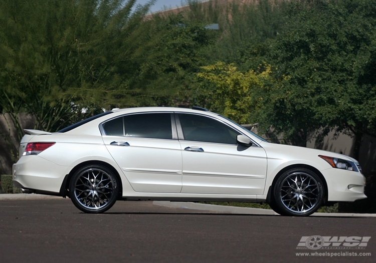 2009 Honda Accord with 20" 2Crave N09 in Black Machined (Chrome lip) wheels