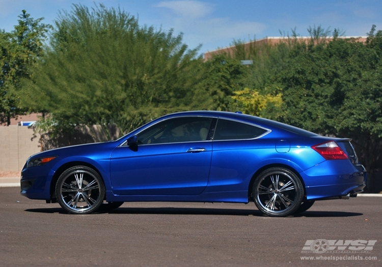 2009 Honda Accord with 20" 2Crave N02 in Black Machined (Chrome lip) wheels