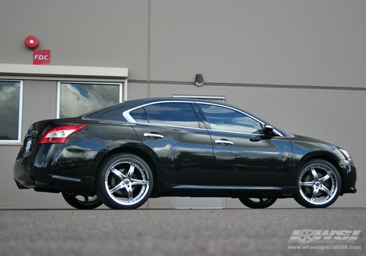 2009 Nissan Maxima with 20" Enkei LS-5 in Chrome (Luxury Sport) wheels