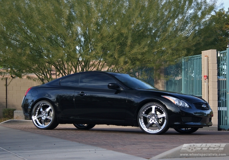 2009 Infiniti G37 Coupe with 22" Gianelle Spezia-5 in Chrome wheels