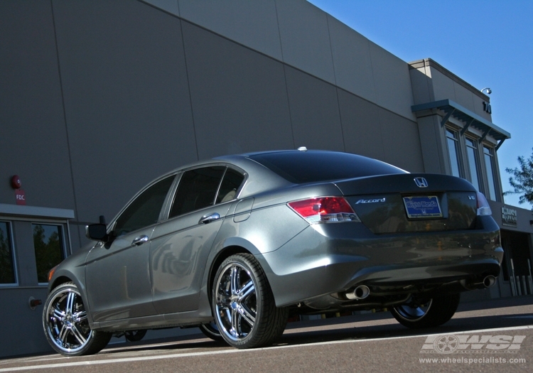 2010 Honda Accord with 20" Enkei AKP in Chrome (Luxury Sport) wheels