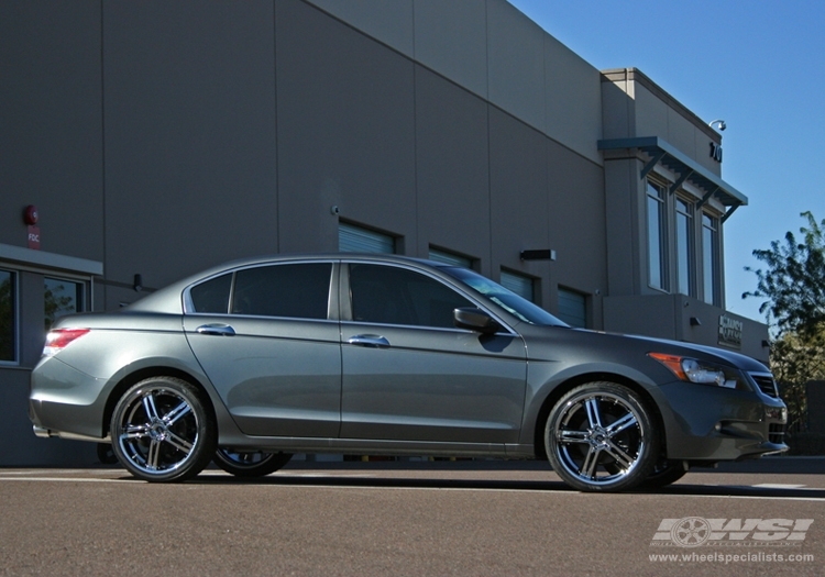 2010 Honda Accord with 20" Enkei AKP in Chrome (Luxury Sport) wheels