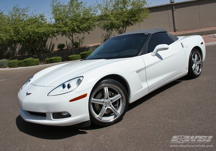 2010 Chevrolet Corvette with 19/20" Vossen VVS-087 in Matte Silver (Machined / SS Lip) wheels