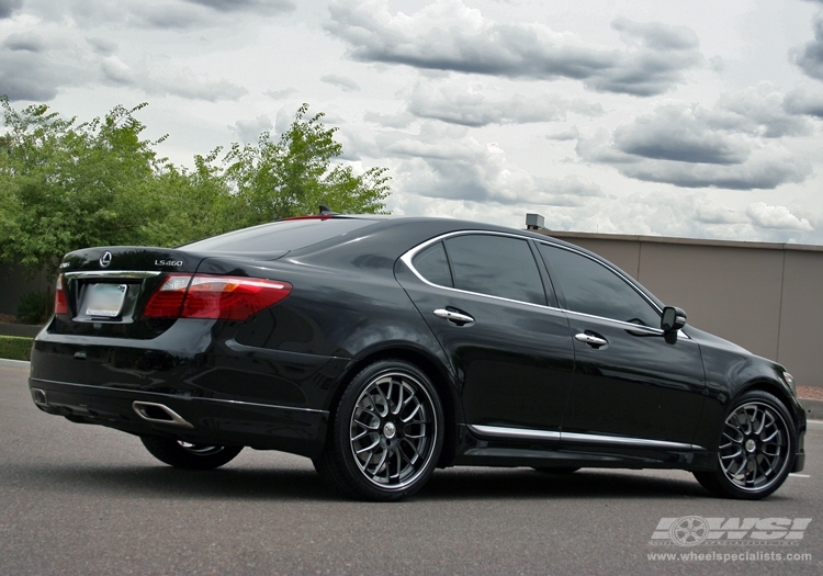 2010 Lexus LS with 20" GFG Forged Gavar in Custom wheels