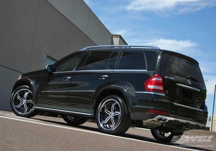 2009 Mercedes-Benz GLS/GL-Class with 24" GFG Forged Malibu in Black (Machined) wheels