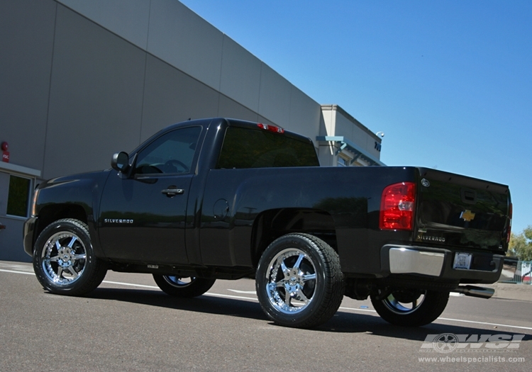 2009 Chevrolet Silverado 1500 with 20" Giovanna Closeouts Gianelle Spezia-6 in Chrome wheels