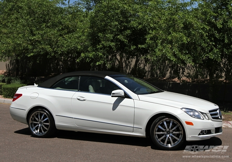 2010 Mercedes-Benz E-Class Coupe with 19" Vossen VVS-083 in Black Machined (Stainless Lip) wheels