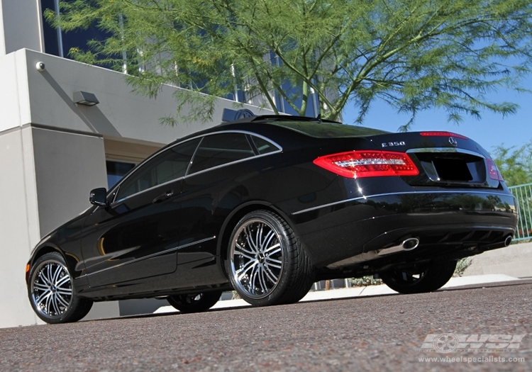 2010 Mercedes-Benz E-Class Coupe with 19" Vossen VVS-082 in Black Machined (DISCONTINUED) wheels
