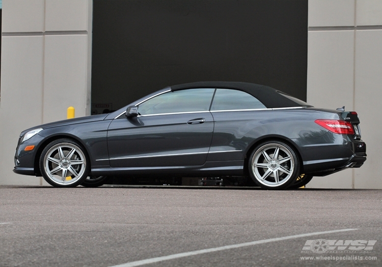 2010 Mercedes-Benz E-Class Coupe with 20" Vossen VVS-086 in Matte Silver (Machine / SS Lip) wheels