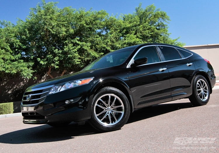 2011 Honda Accord Crosstour with 18" Enkei G5 in Black Machined wheels