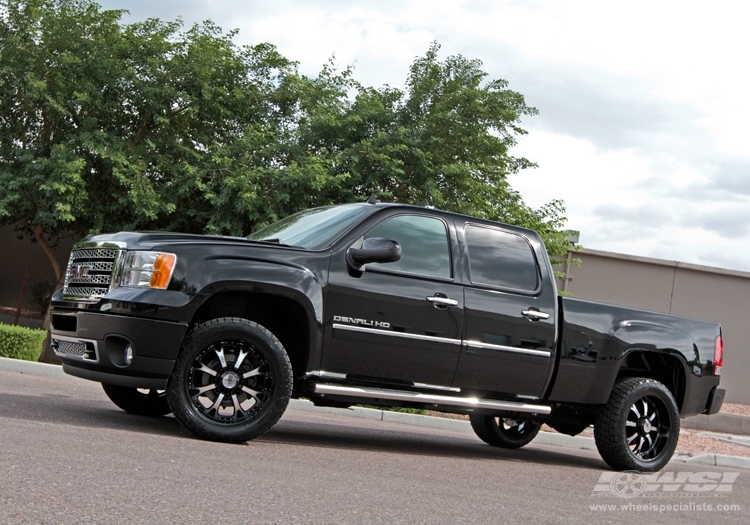 2010 GMC Sierra 2500 with 22" RBP - Rolling Big Power 96R in Black Machined (Exposed 8 Lug) wheels