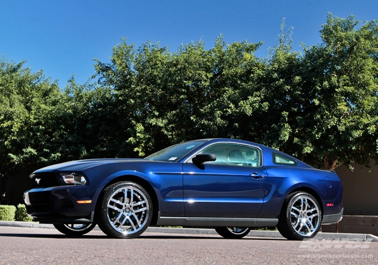 2011 Ford Mustang with 20" Koko Kuture Intake in Chrome (1 Piece) wheels