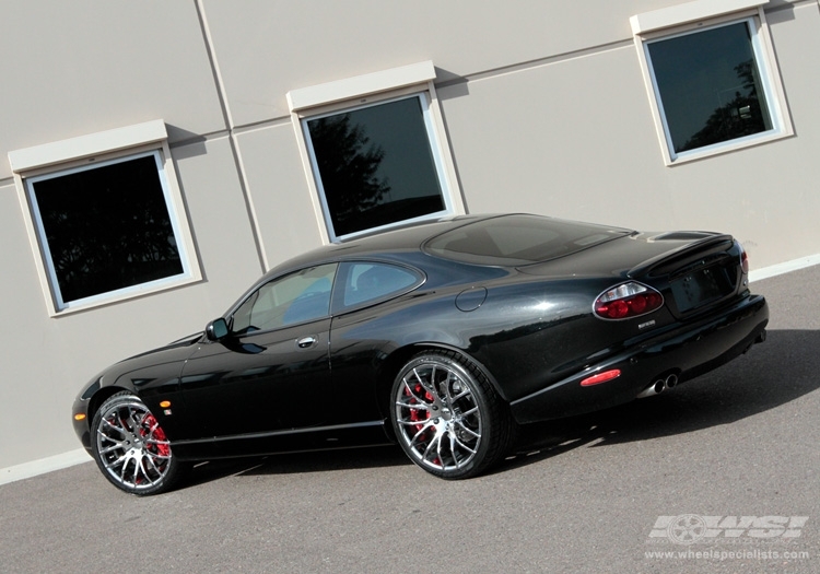 2004 Jaguar XKR with 20" Giovanna Kilis in Chrome wheels