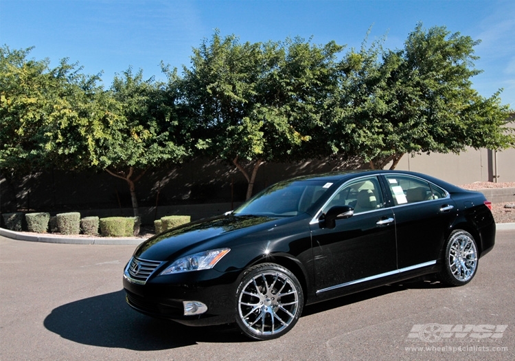 2010 Lexus ES with 20" Giovanna Kilis in Chrome wheels